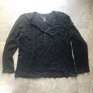 White stag tee XXL black tshirt with buttons